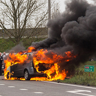 Auto uitgebrand op de A59 bij Hooipolder 